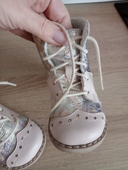 Ghetuțe imbranite Ariana Shoes