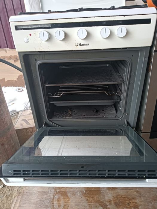 Продам газ плиту