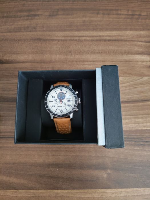Часовник CITIZEN ECO - Drive