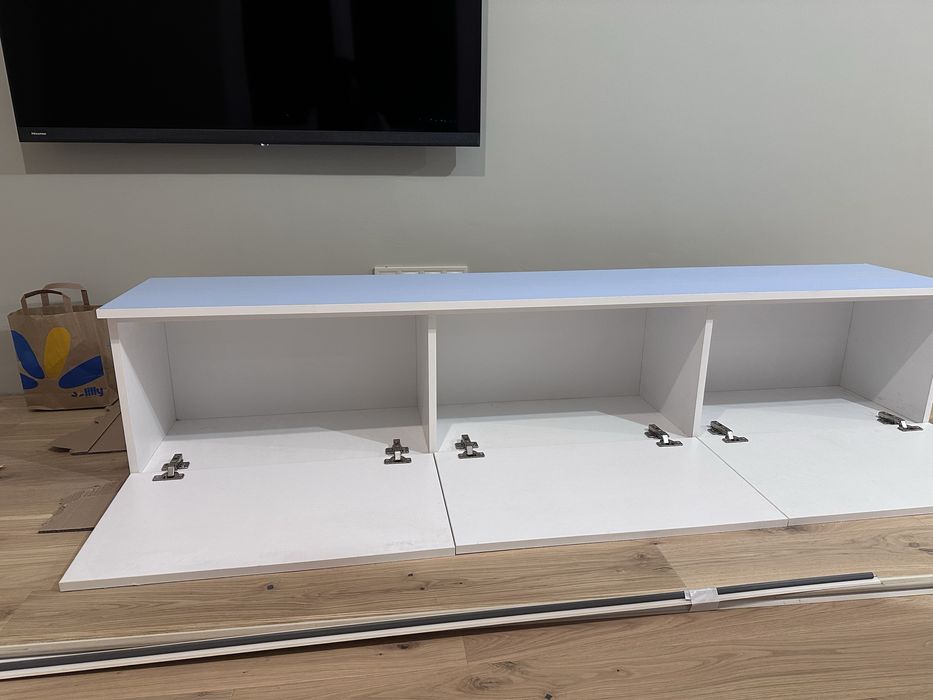 Нов бял ТВ шкаф от МДФ