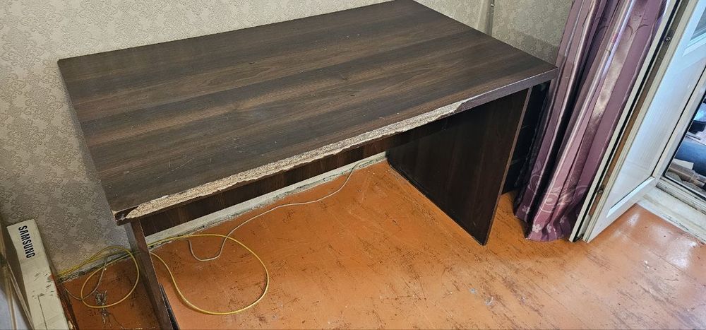 Офисный стол 120x70x75 (с тумбой)