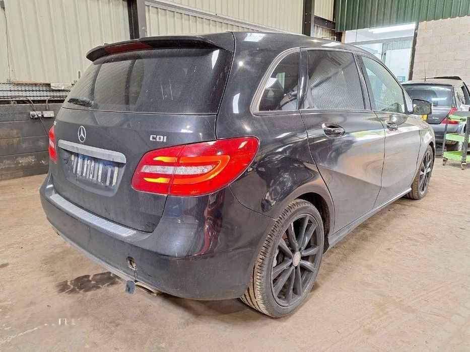 Centuri siguranta fata Mercedes B-Class W246 2014 HATCHBACK 1.5 DCI