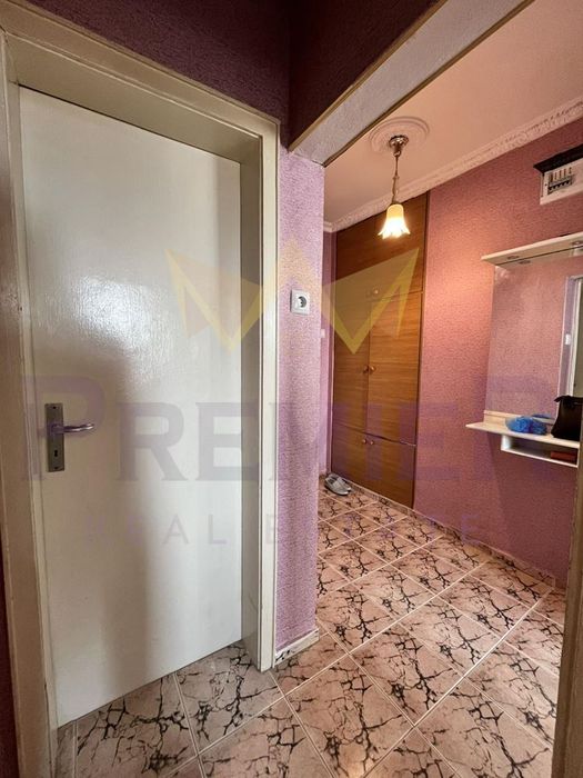 Дава се под наем Едностаен апартамент в Варна, Цветен квартал - 45 кв.м за 306 € - Снимка #7