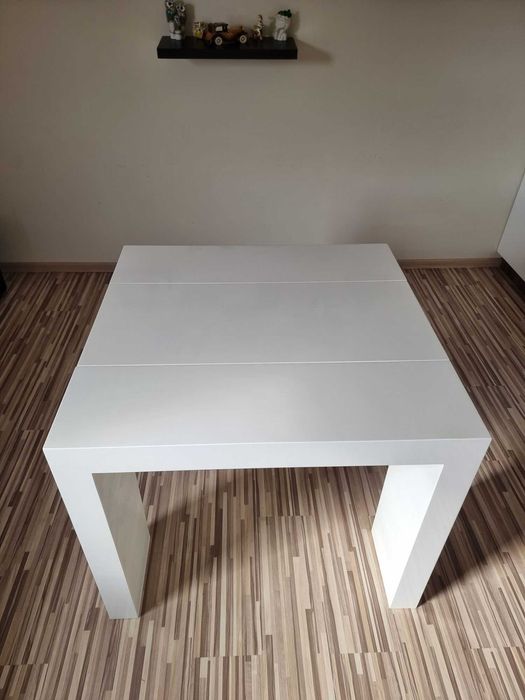 Разтегателна маса