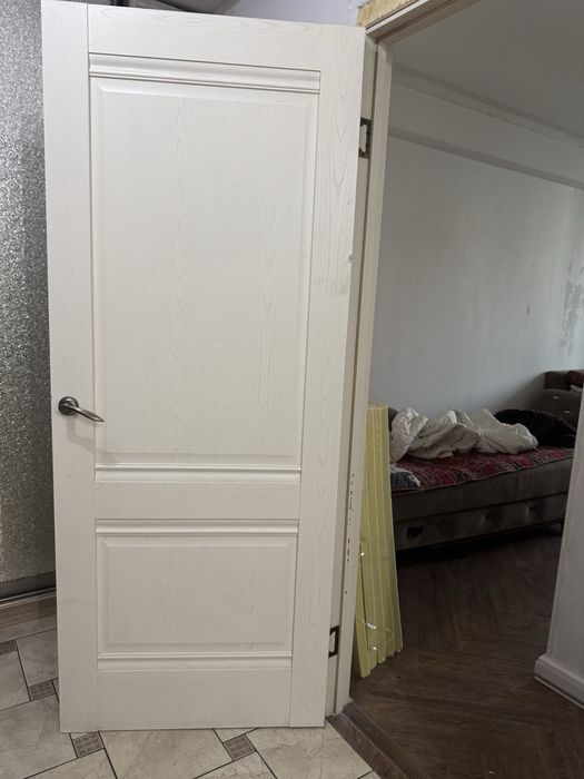 Двери для дома деревянный