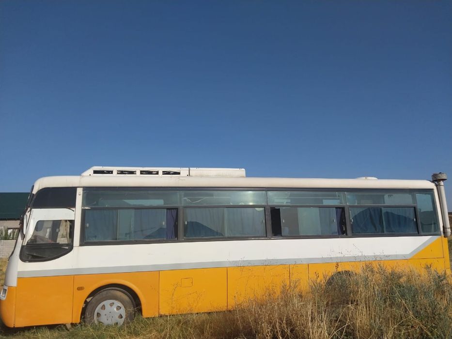 Автобус aerotown