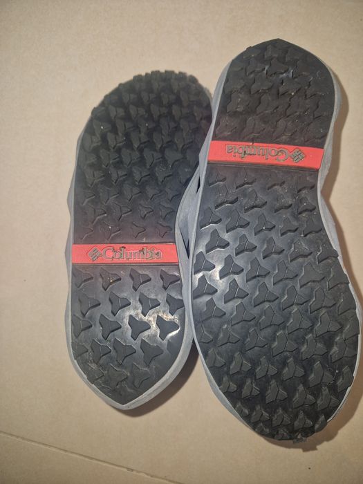 Adidasi Columbia mar 38 purtati f putin