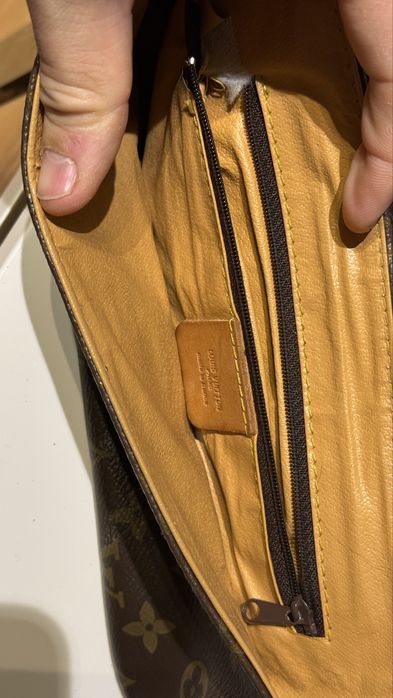Poseta Louis Vuitton din piele vintage