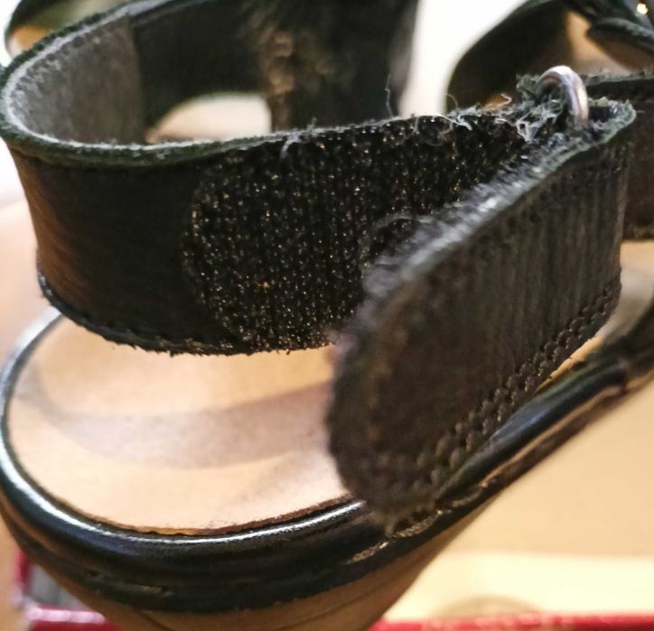 Дамски кожени сандали Rieker