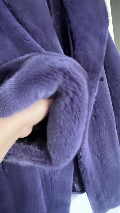 Продам шубу норковую