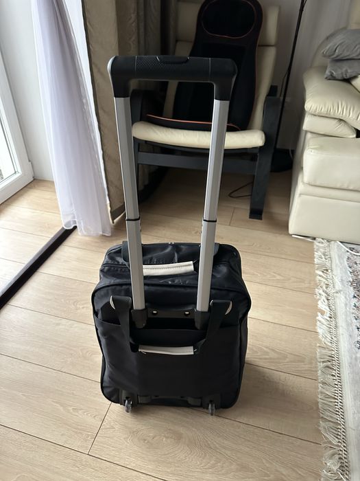 Стильная багажная сумка