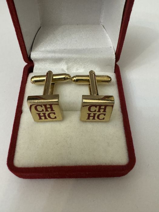 Butoni camasa Carolina Herrera, placati aur.