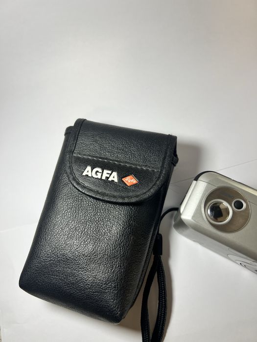 Agfa Futura AF Zoom 25-50mm + husă originală din piele