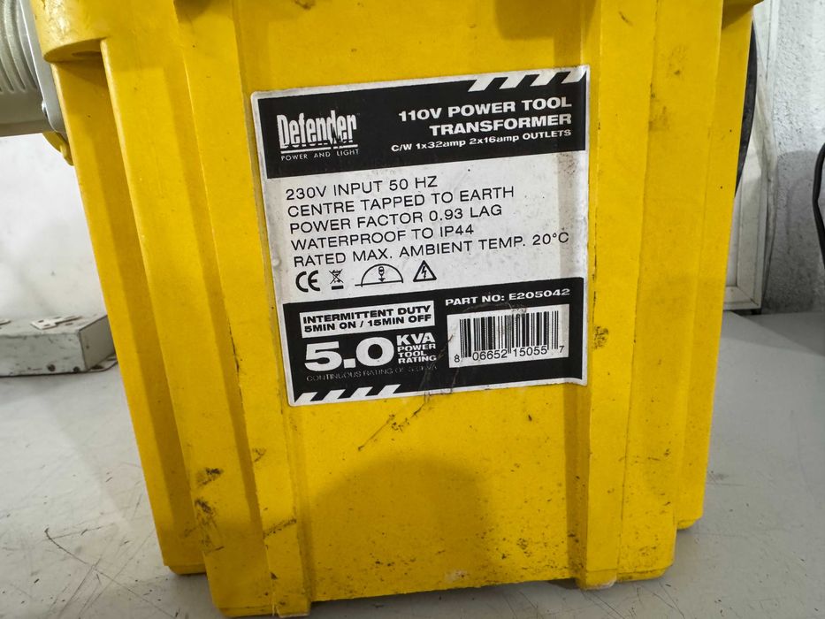 Траф-трансформатор 220-110 V