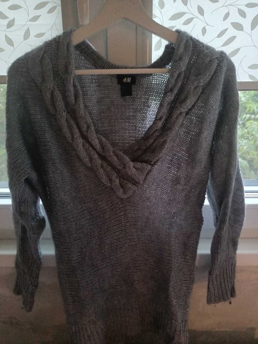 Дамски пуловери по 12лв различни модели