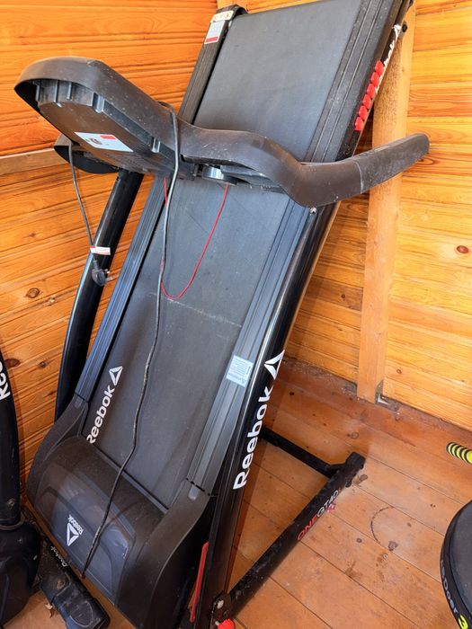 Banda de alergat Reebok - REEBOK GT40S Folding Incline Touch Screen Treadmill