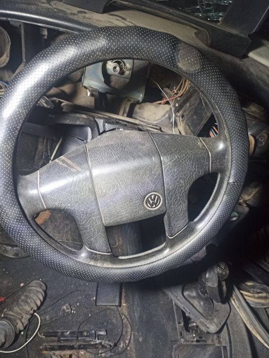 Продам запчасти на пассат Б3 универсал