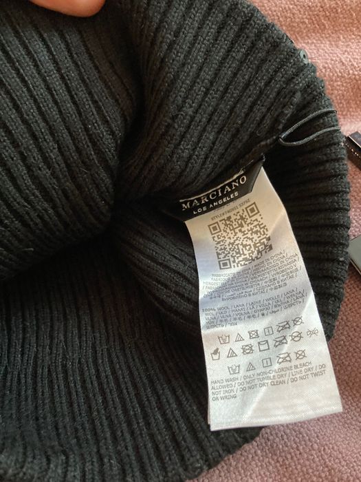 Вълнена шапка Guess Marciano