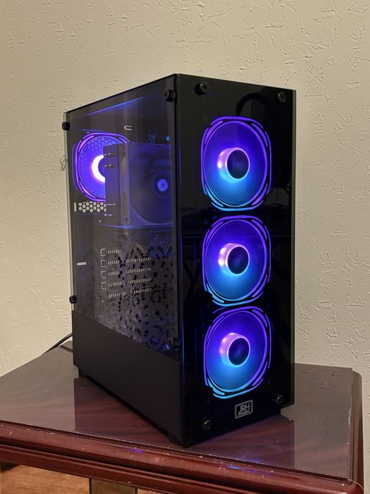 Sisteme Pc gaming la comanda intel i5 i7 i9 ryzen 5 7 9 rtx rx ddr5 4