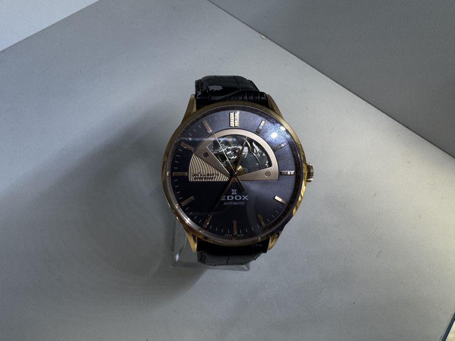 EDOX Les Vauberts Open Heart, Automatic