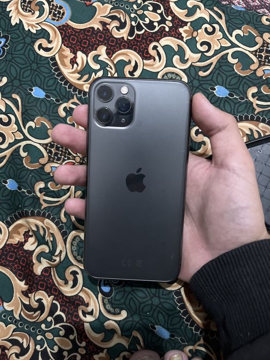 iPhone 11 Pro в идеальном состоянии срочно