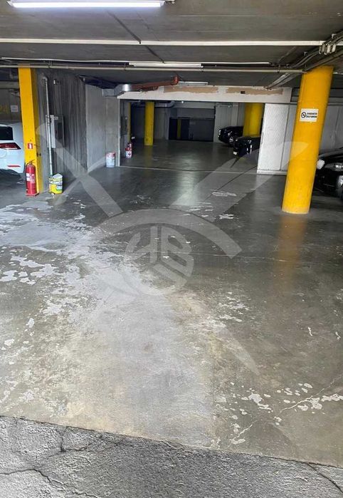 Продава се Гараж / Паркомясто в София, Център - 15 кв.м за 4000 €/кв.м - Снимка #1