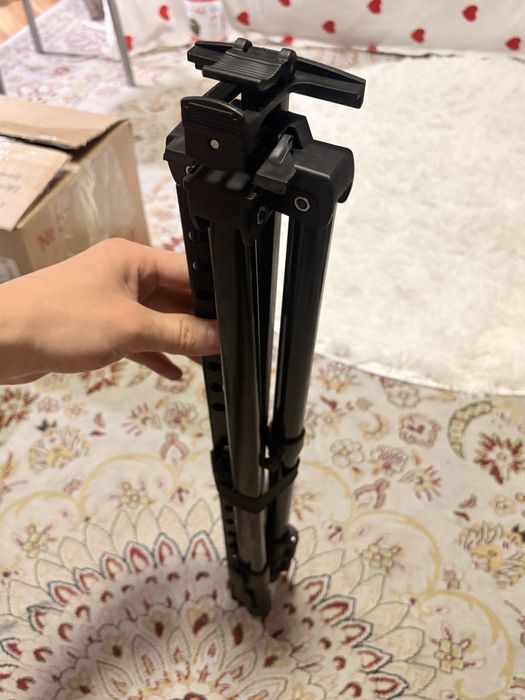 Мольберт тренога