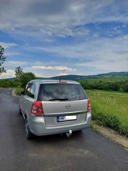 Vand Opel Zafira 2009