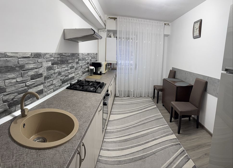 Apartament doua camere de vanzare