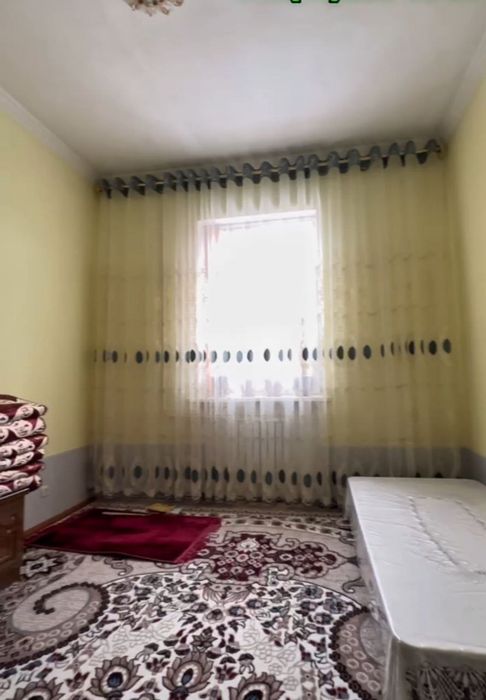 Ховли сотилади. 6 сотих. Коттедж саехат