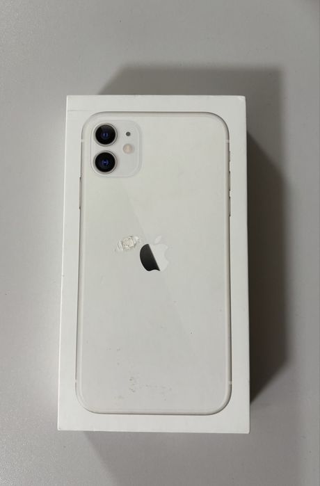 Продаю iphone 11/64GB в идеальном состоянии.