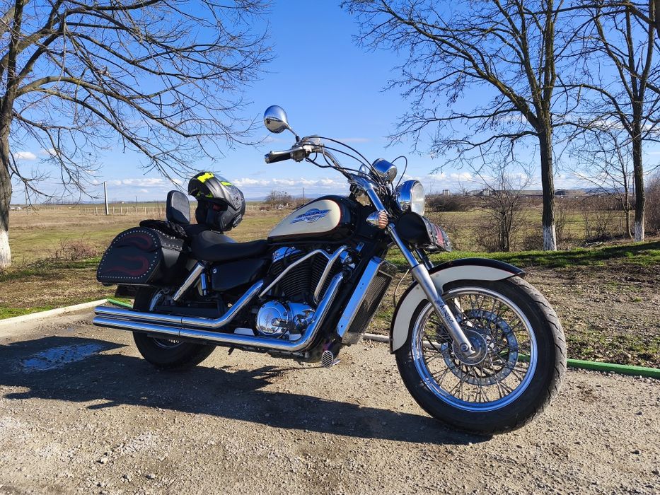 Honda Shadow VT 1100 ACE