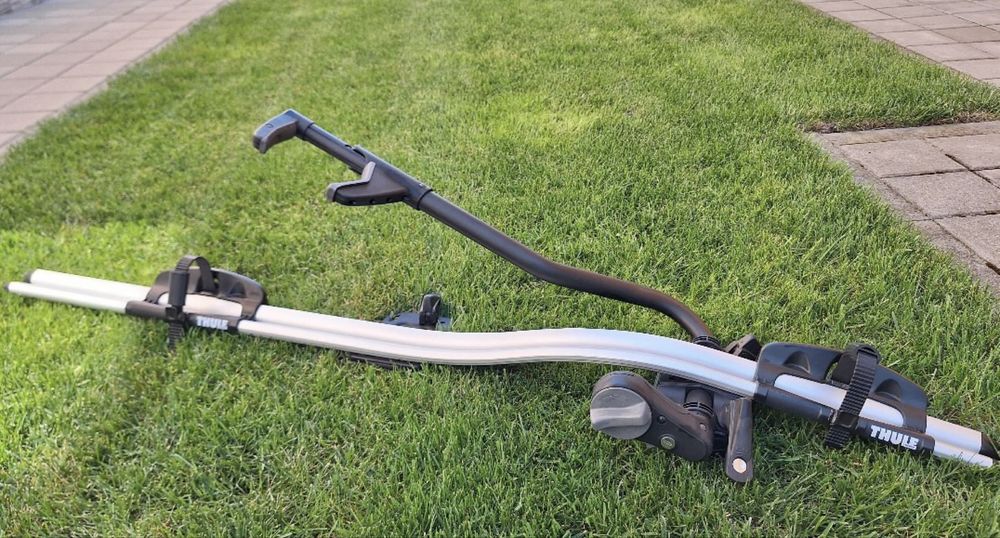 2 suporti bicicleta Thule 591 -700lei