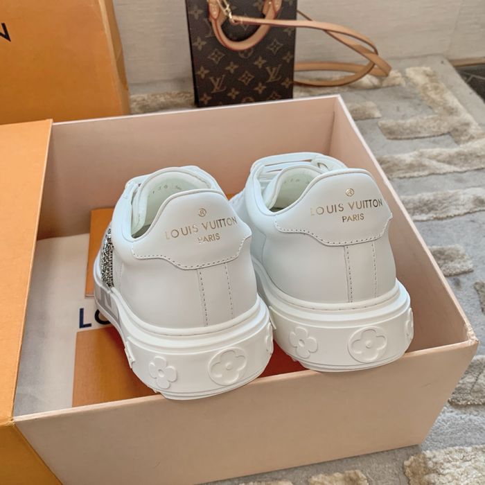 Adidasi Louis Vuitton