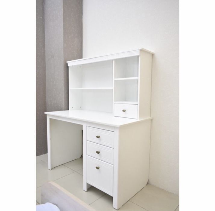 Продам письменный стол