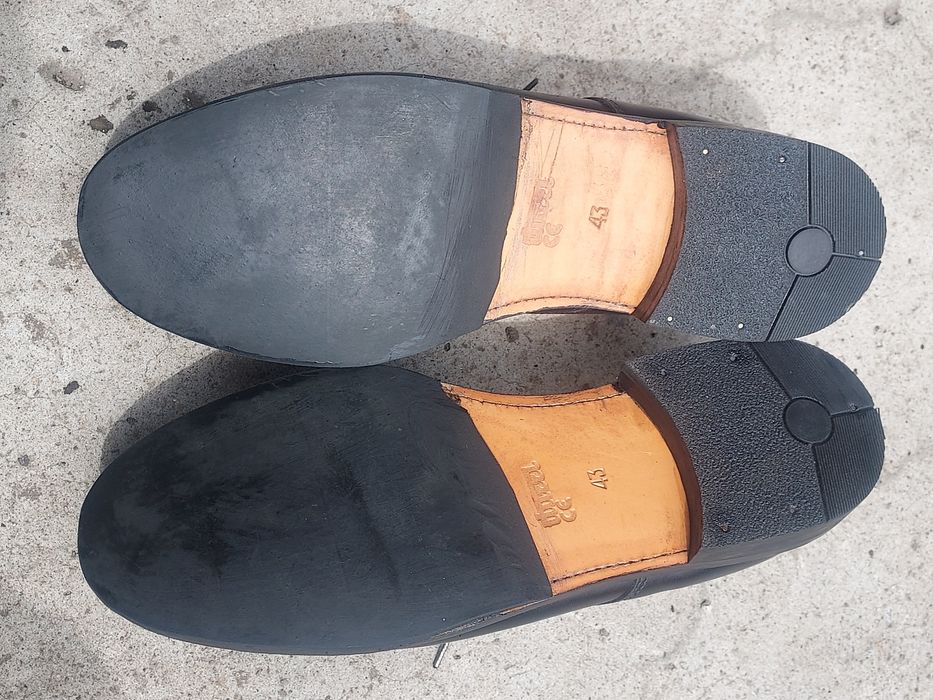 Pantofi piele marca BUGATTI, m. 42 și 43