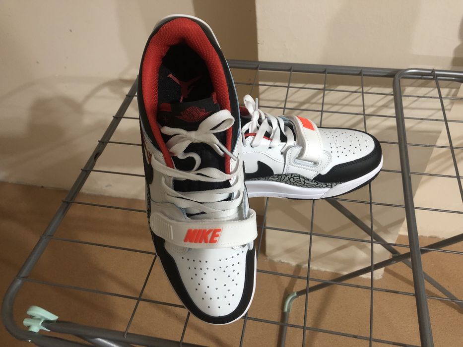 Продается кроссовки air jordan legacy 312