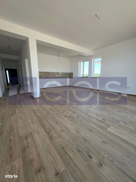 Vanzare Casa 5 Camarere | 400 Mp | Tunari