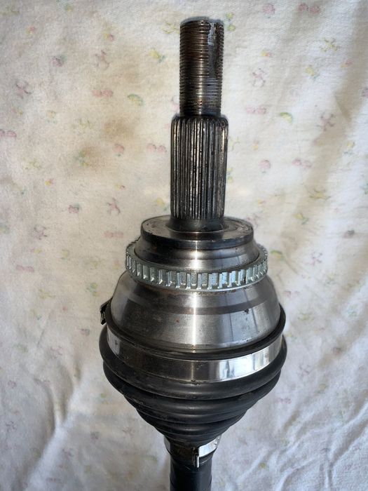 Привод в сборе Rav-4 граната