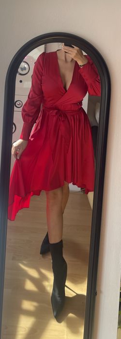 Rochita Poema,rosie din satin