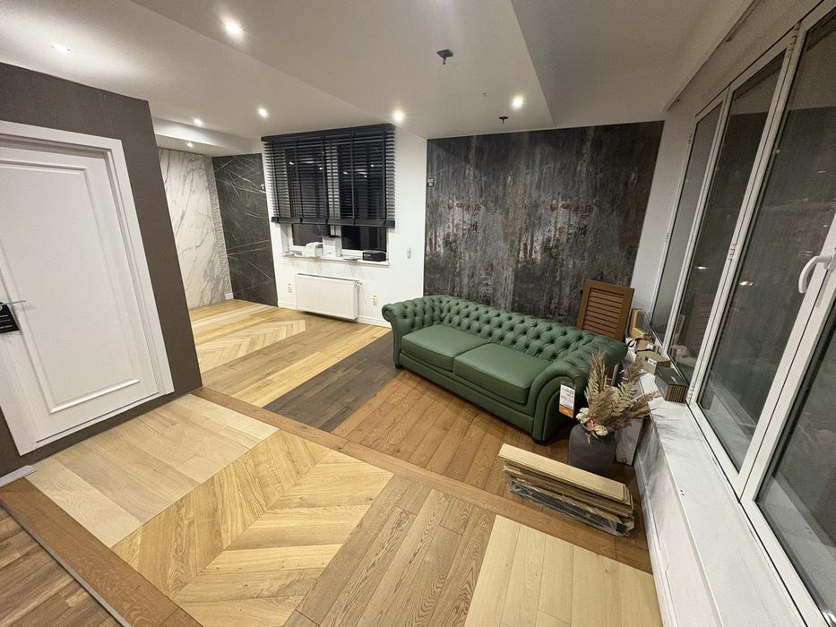 Raschetez / Montez Parchet Lemn Masiv, Laminat, SPC, Tarchet, Plinta