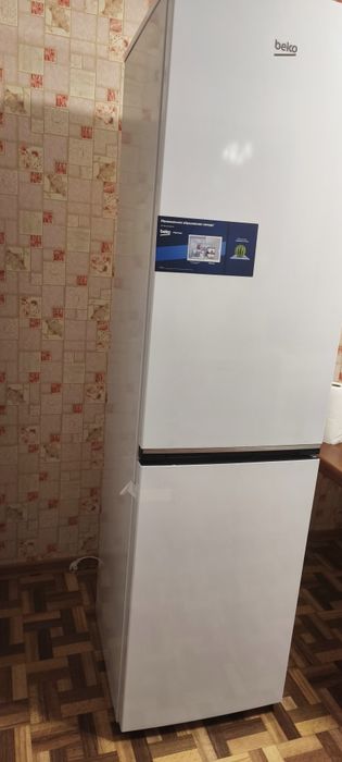 Продам новый холодильник