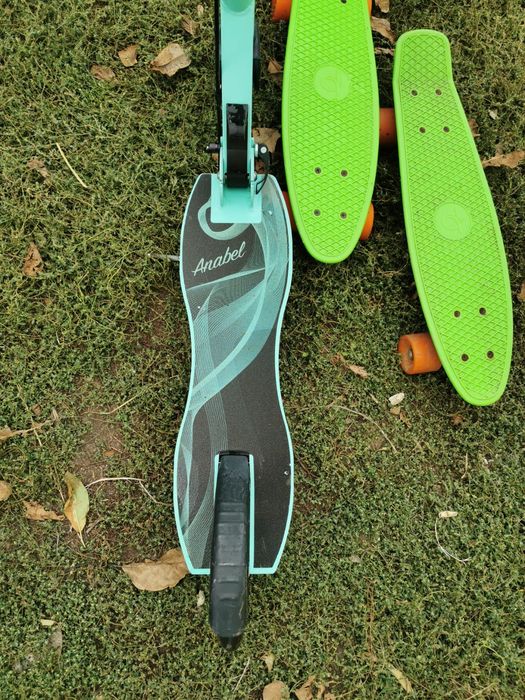 Trotinete și skateboarduri