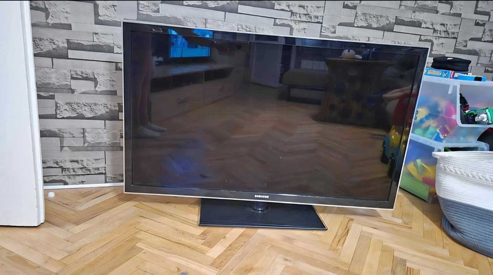 Samsung 46'' Smart TV 3D Full HD LED mod UE46D5000-Без Забележки!