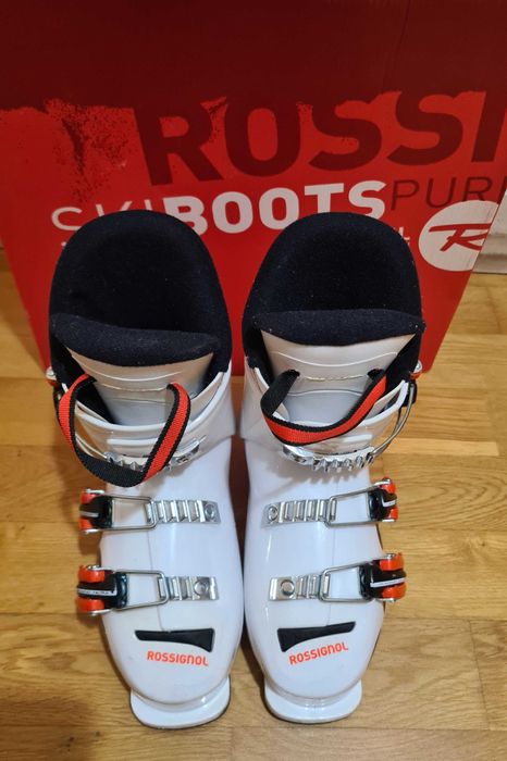 Clapari copii Rossignol HERO J3 marime 20.5cm