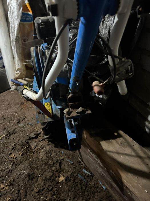 Продам мотоблок универсальный