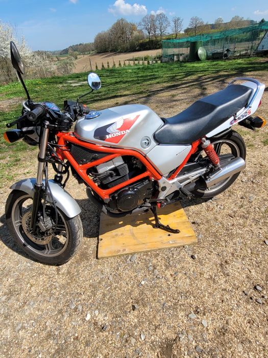 Motocicleta Honda CB 450S 15600km