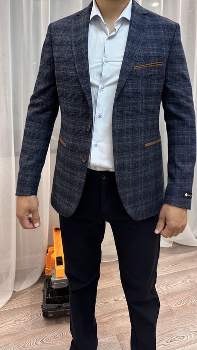 Продам пиджак 52/182