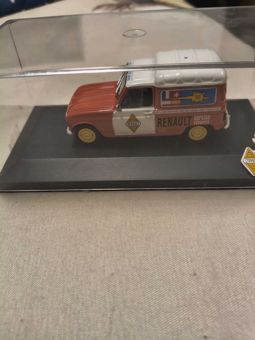 Macheta Renault 4  Service Vacances