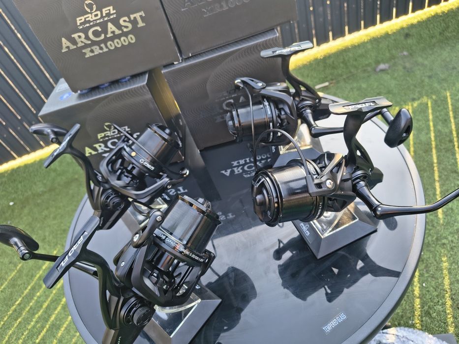 Set 4 mulinete Pro Fl Arcast XR 10000 9+1 rulmenți.

Pret Set 380 lei